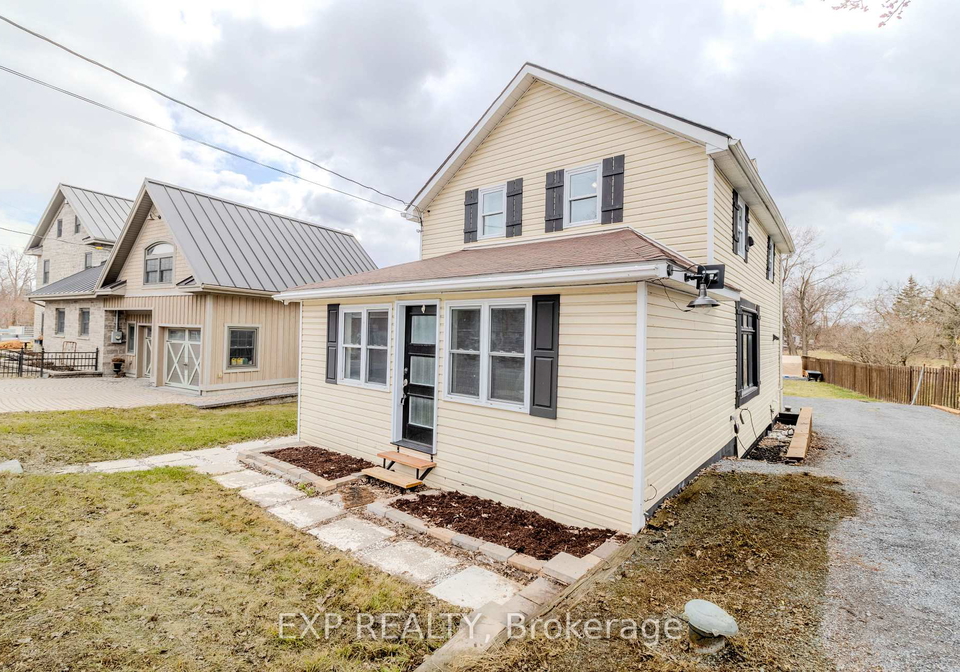 4872-county-road-20-south-glengarry-ontario-x12979116