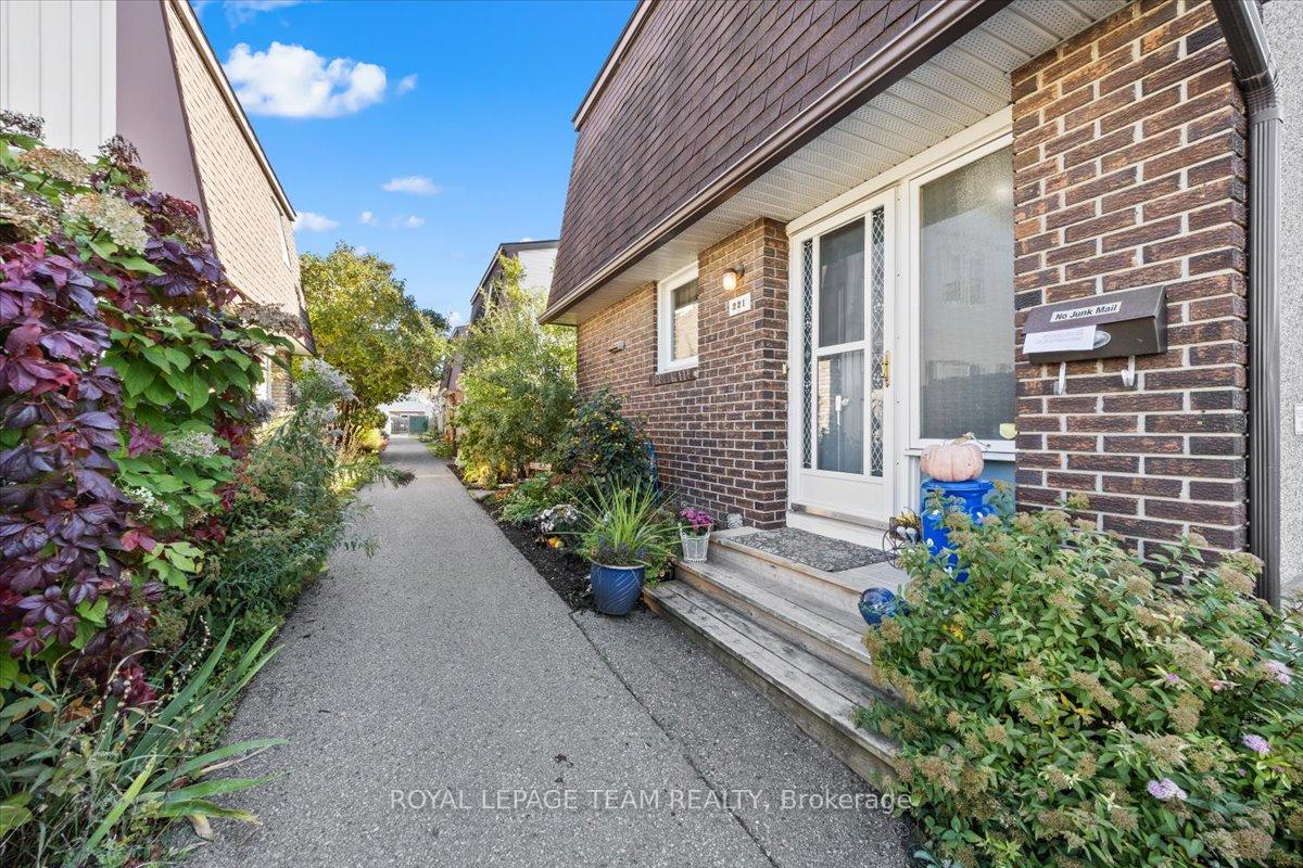 3310-southgate-road-ottawa-ontario-x12979492