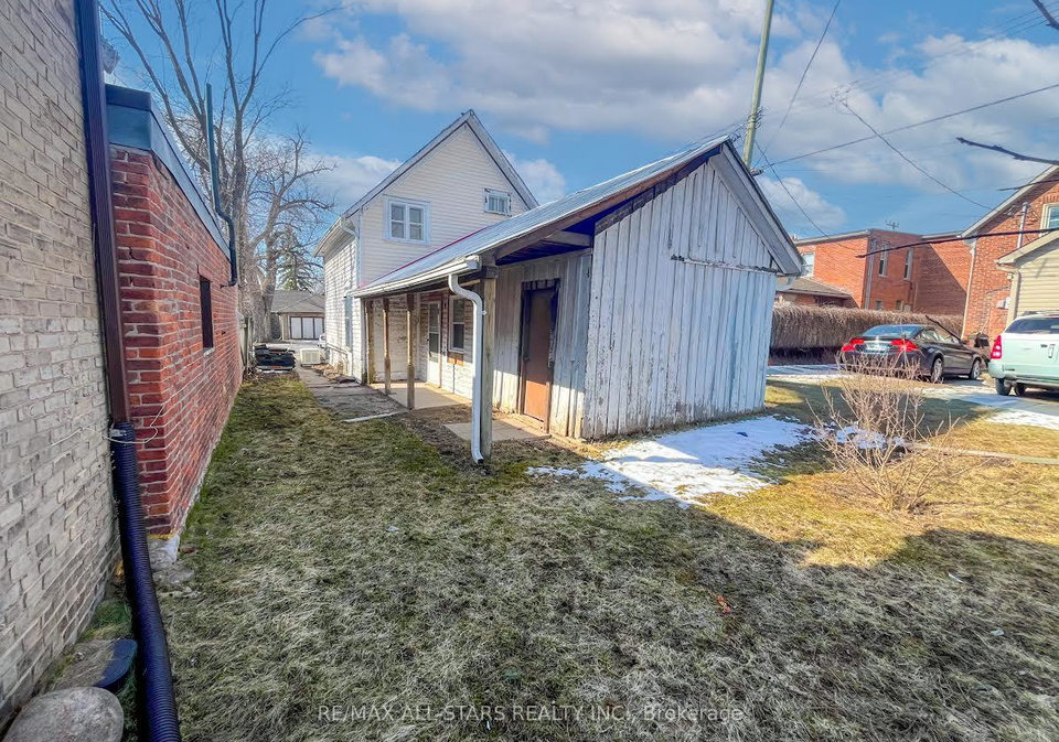 138-antrim-street-peterborough-ontario-x12979584