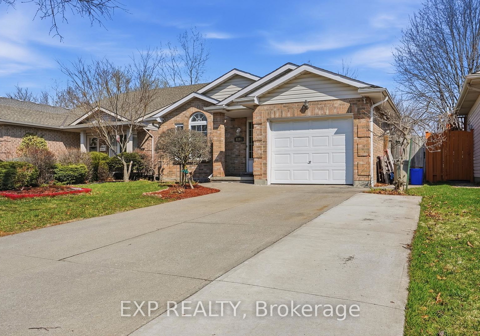 8195-woodsview-crescent-niagara-falls-ontario-x12979658