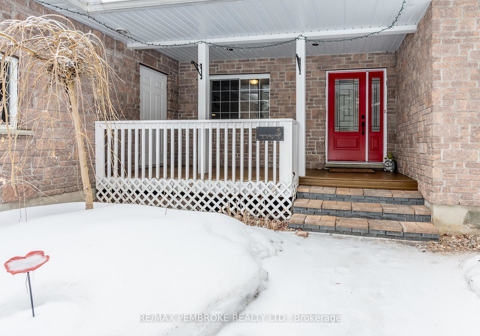 6-steffen-street-petawawa-ontario-x12979842