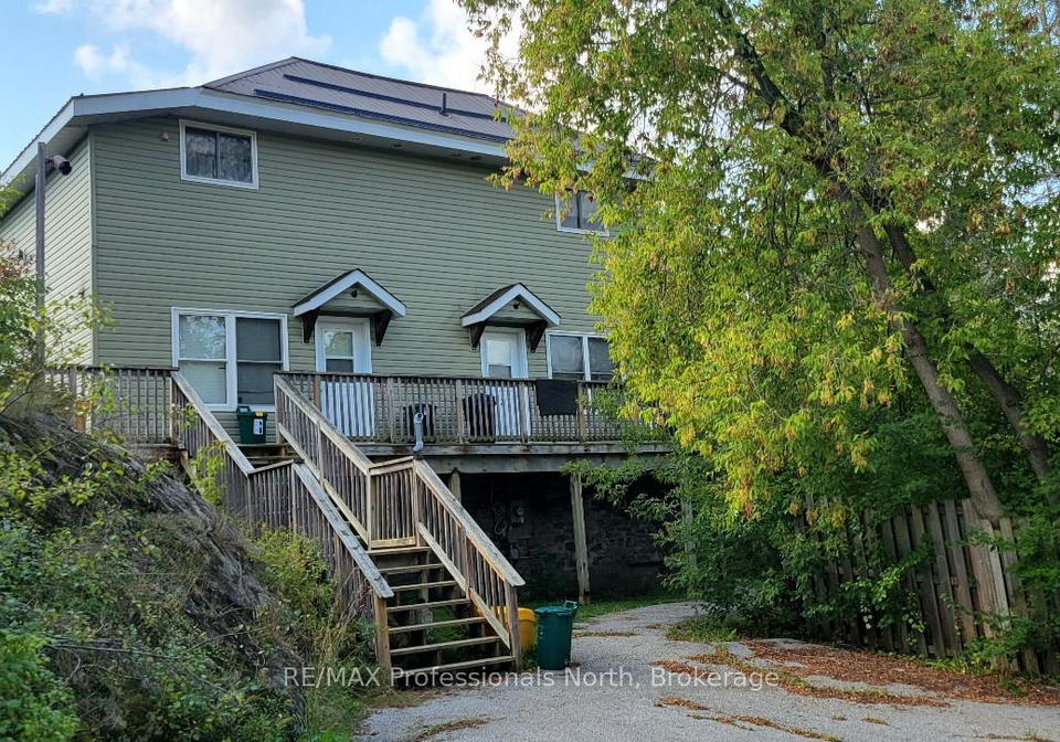 9-west-road-huntsville-ontario-x12979920