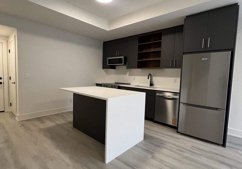 120-everett-common-st-catharines-ontario-x12979952