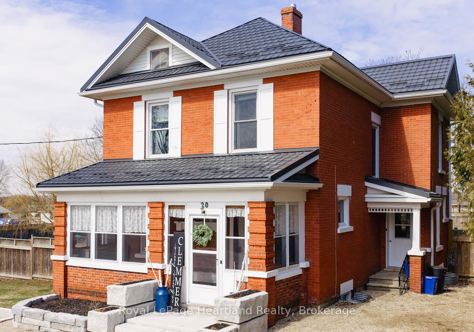 20-william-street-minto-ontario-x12980282