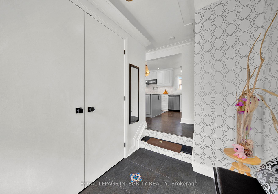 9-bellfield-street-ottawa-ontario-x12980326