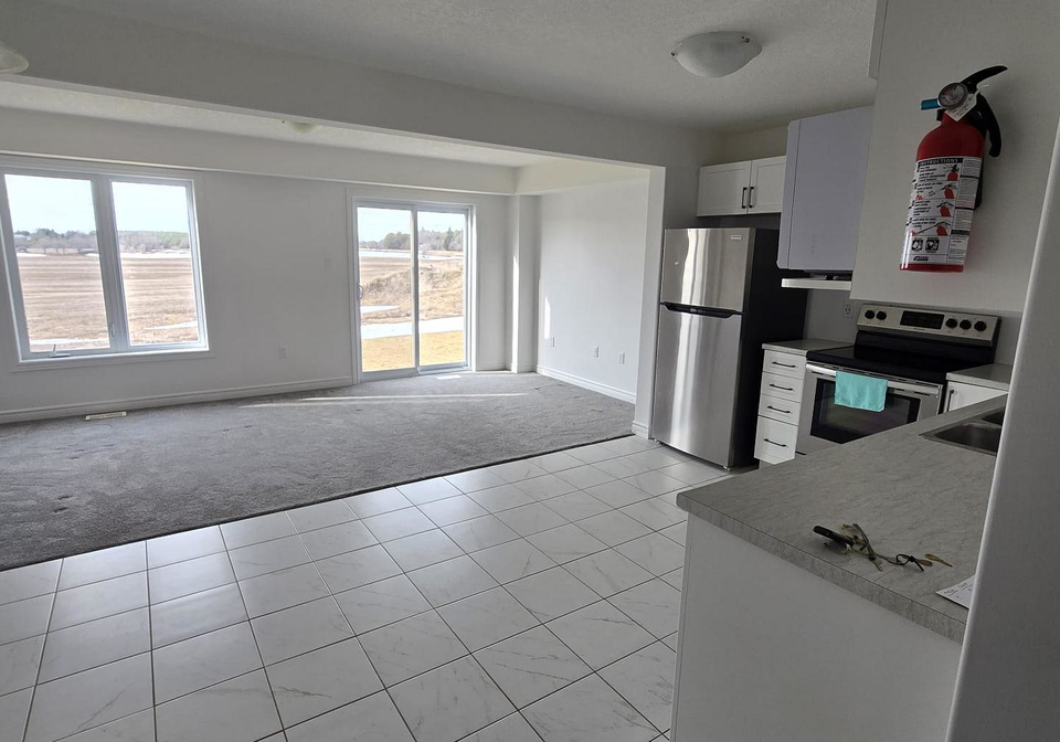 152-stonebrook-way-grey-highlands-ontario-x12980356