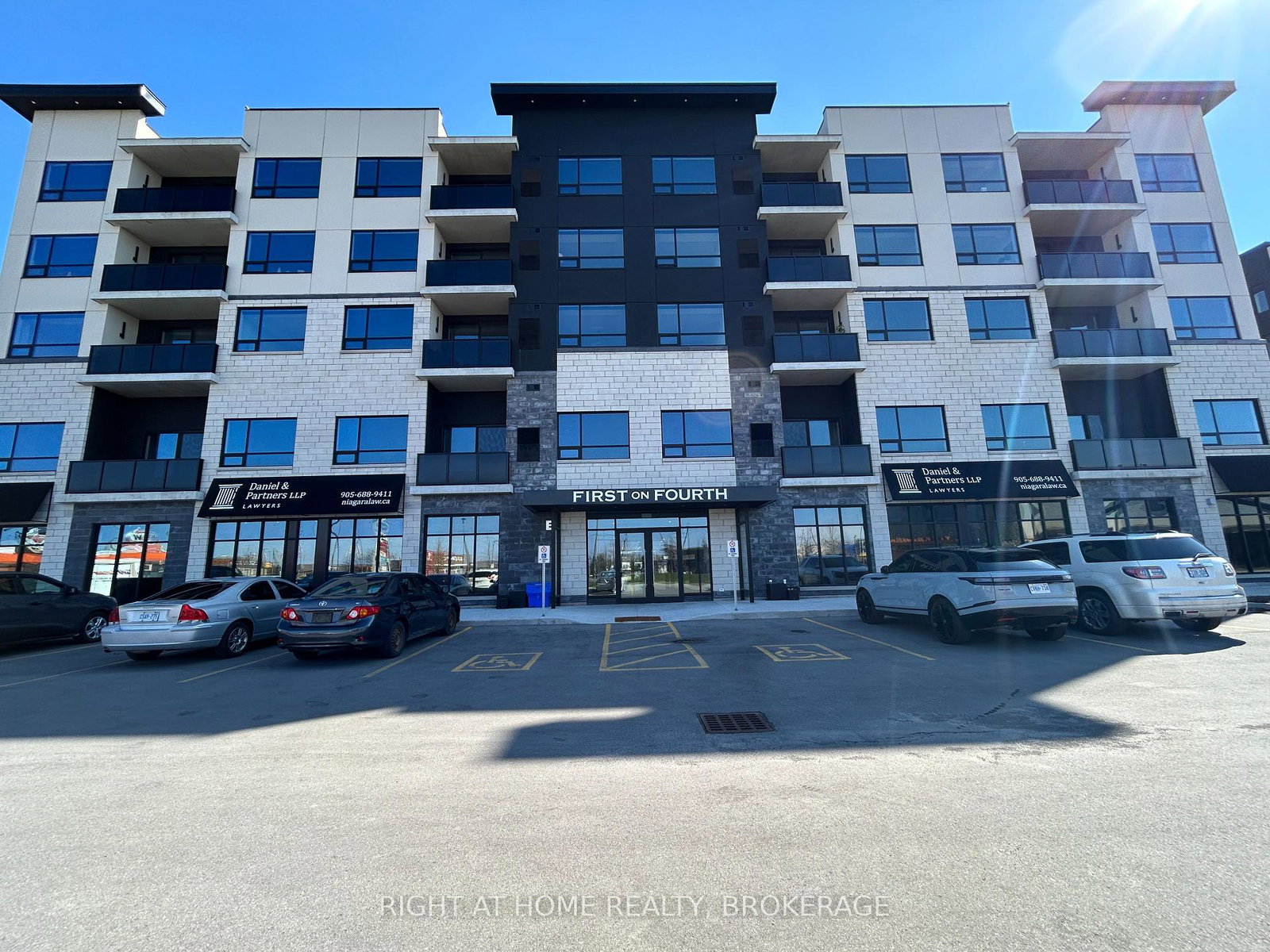 300b-fourth-avenue-st-catharines-ontario-x12980358