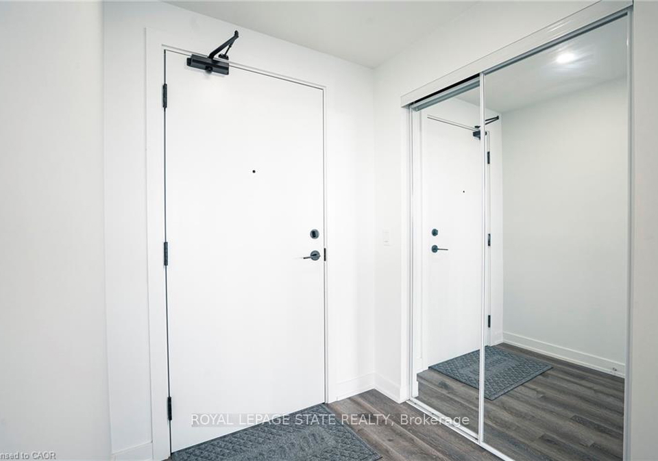 600-north-service-road-hamilton-ontario-x12980452