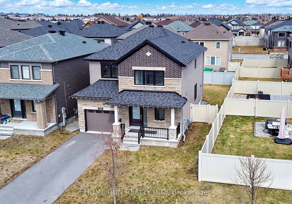 10-eramosa-crescent-kanata-ontario-x12980666