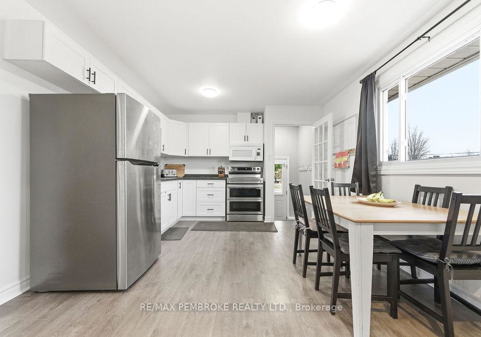 28-john-street-petawawa-ontario-x12980852