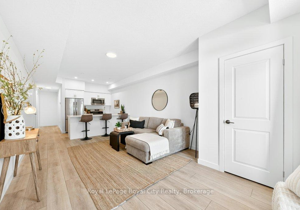 824-woolwich-street-guelpheramosa-ontario-x12980960