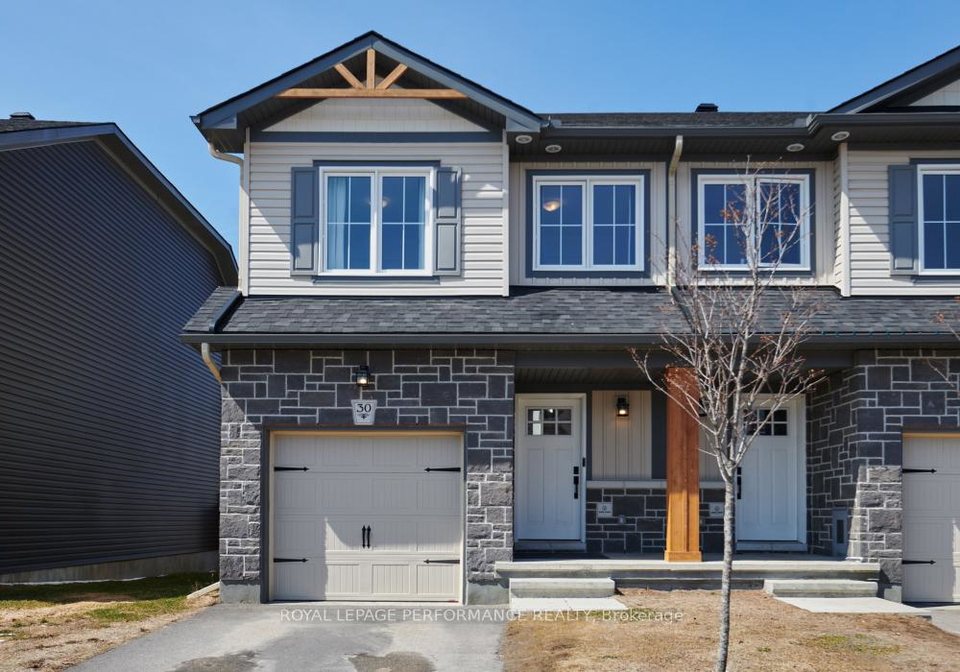 30-whitcomb-crescent-smiths-falls-ontario-x12981164