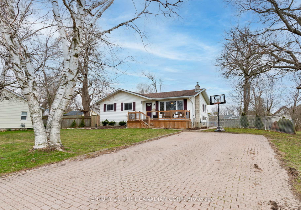 9526-currie-road-duttondunwich-ontario-x12981280