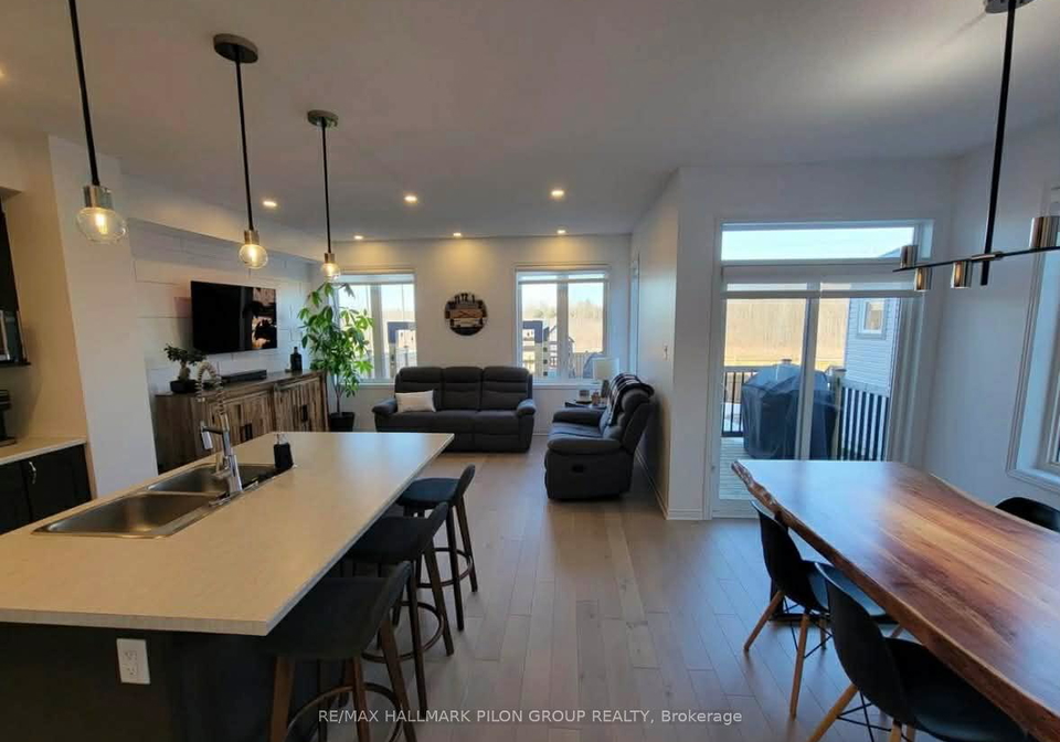 38-riddell-street-carleton-place-ontario-x12981292