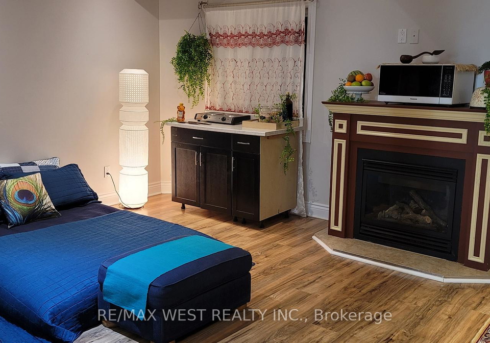 171-westmeadow-drive-kitchener-ontario-x12981328