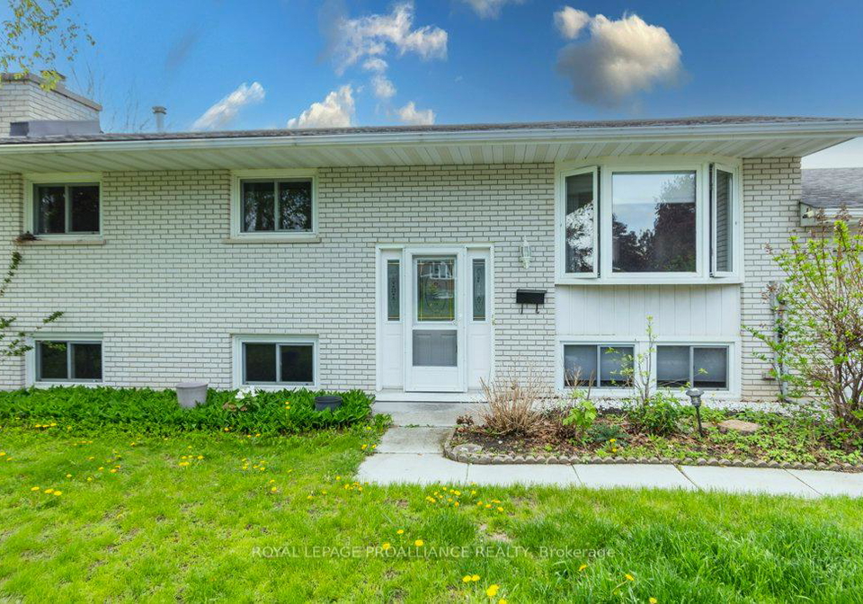 4-oneil-crescent-quinte-west-ontario-x12981374