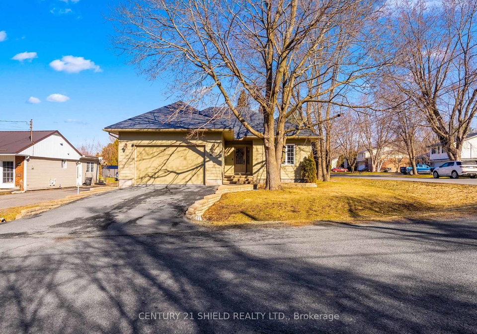 728-st-antoine-street-cornwall-ontario-x12981412