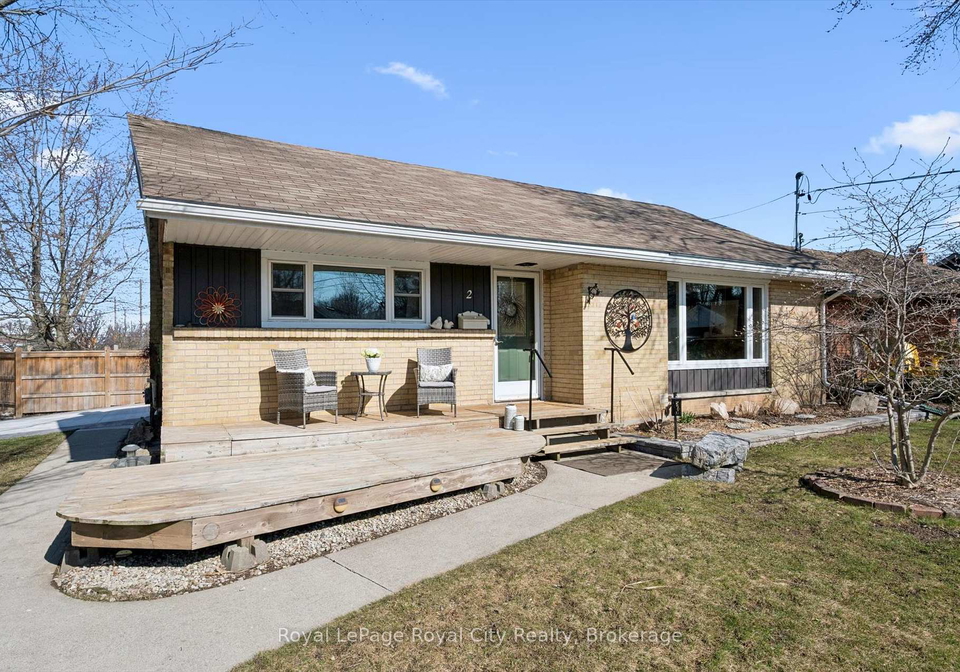 2-cadillac-drive-guelph-ontario-x12981488