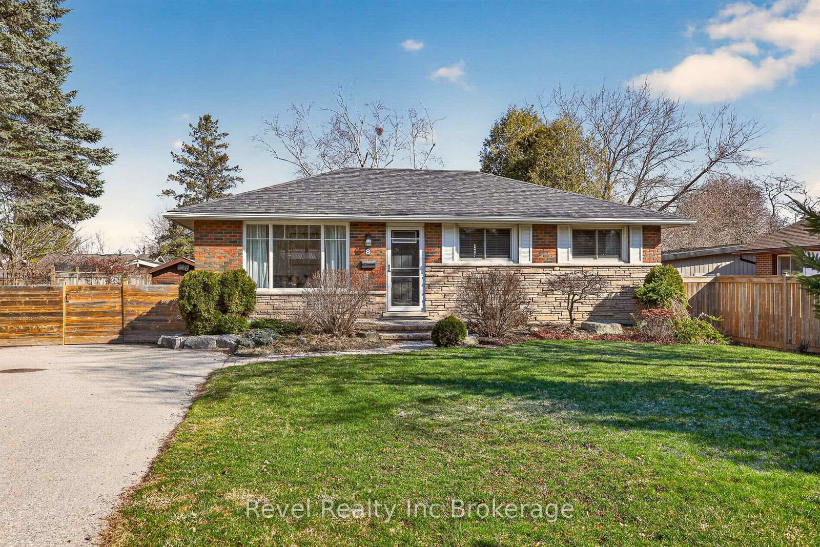 8-elmwood-place-woodstock-ontario-x12981572