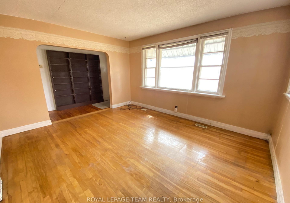 204-baskin-drive-e-arnprior-ontario-x12981634