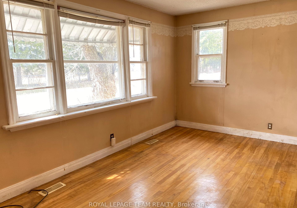 204-baskin-drive-e-arnprior-ontario-x12981634