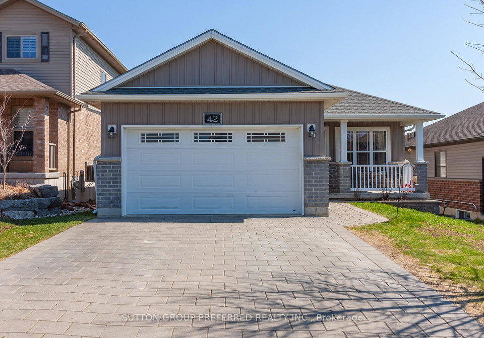 42-leesboro-trail-thames-centre-ontario-x12981674
