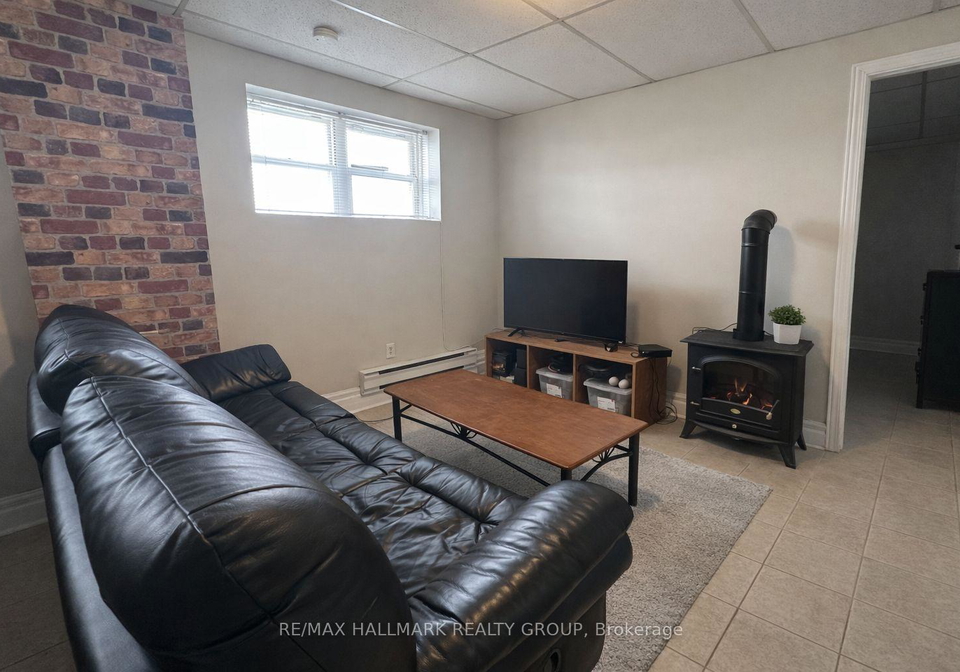 86-gilchrist-avenue-ottawa-ontario-x12981772