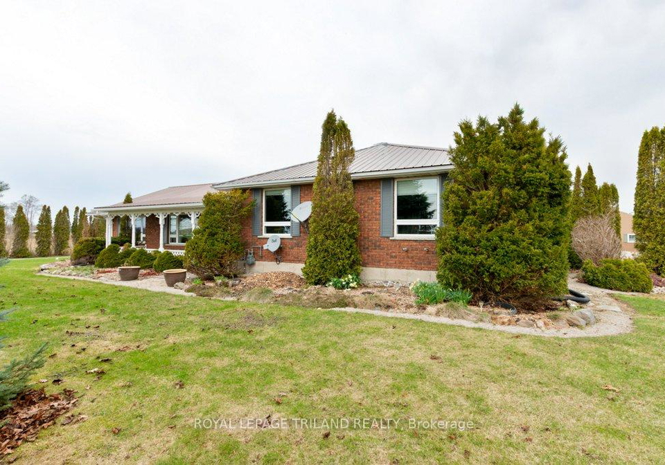 51218-nova-scotia-line-malahide-ontario-x12981868