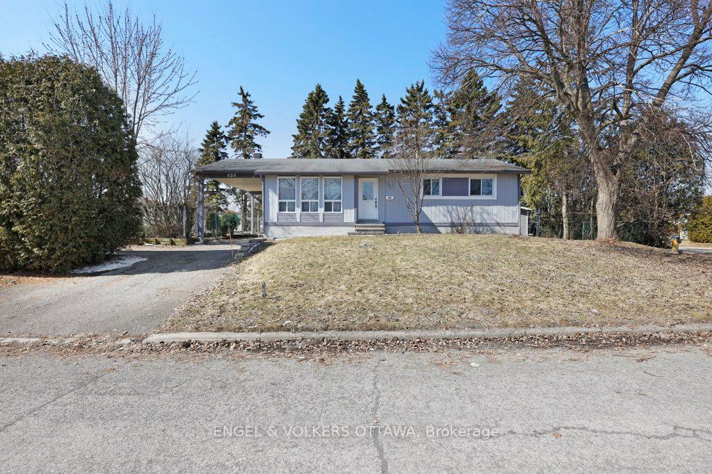 424-phoenix-crescent-ottawa-ontario-x12981964