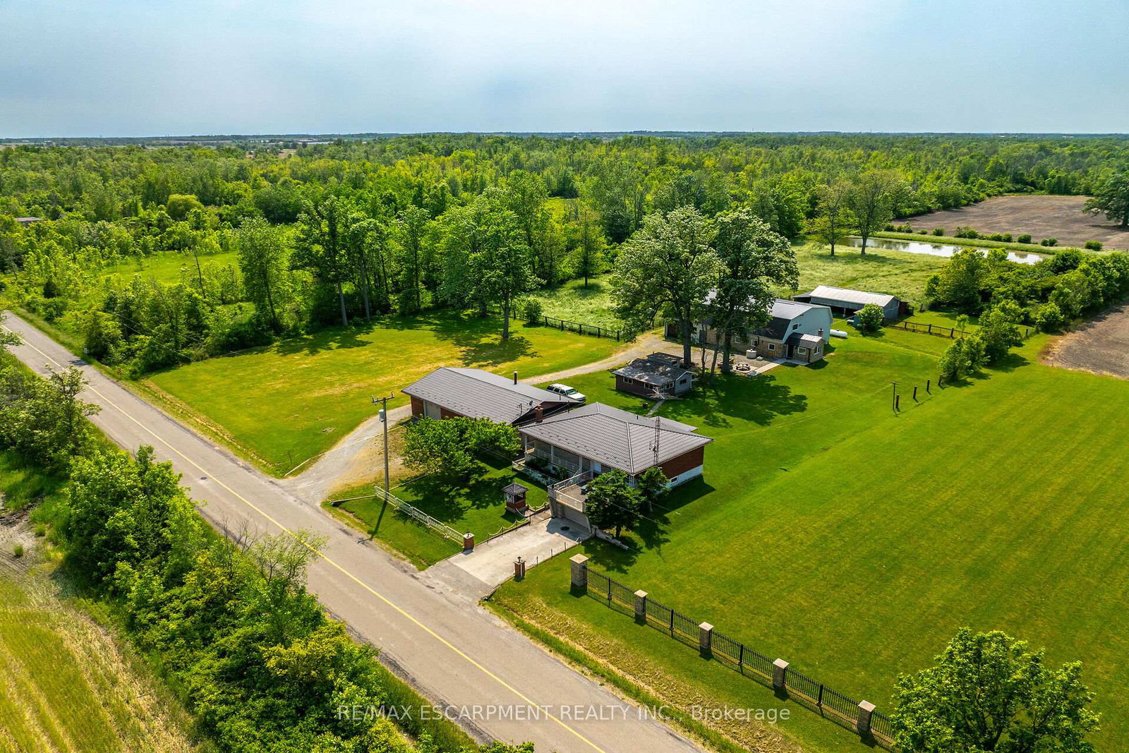 617-eighth-road-e-hamilton-ontario-x12982058