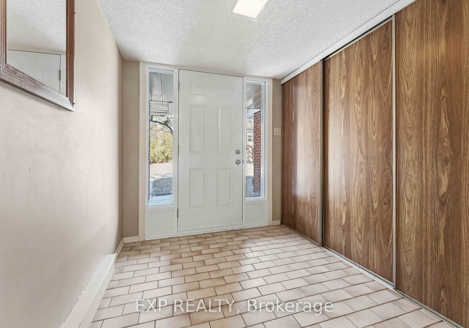 1-crestlea-crescent-ottawa-ontario-x12982110