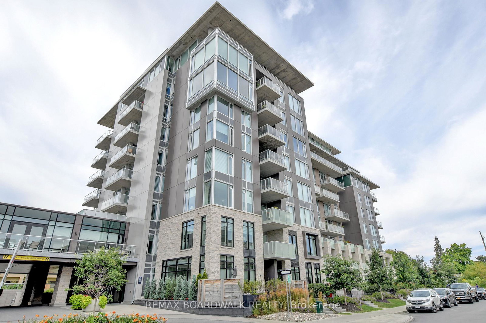 570-de-mazenod-avenue-ottawa-ontario-x12982932
