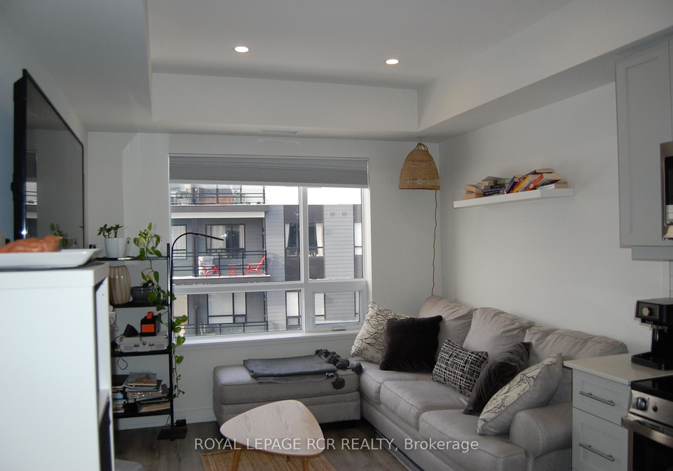 247-northfield-drive-e-waterloo-ontario-x12983000
