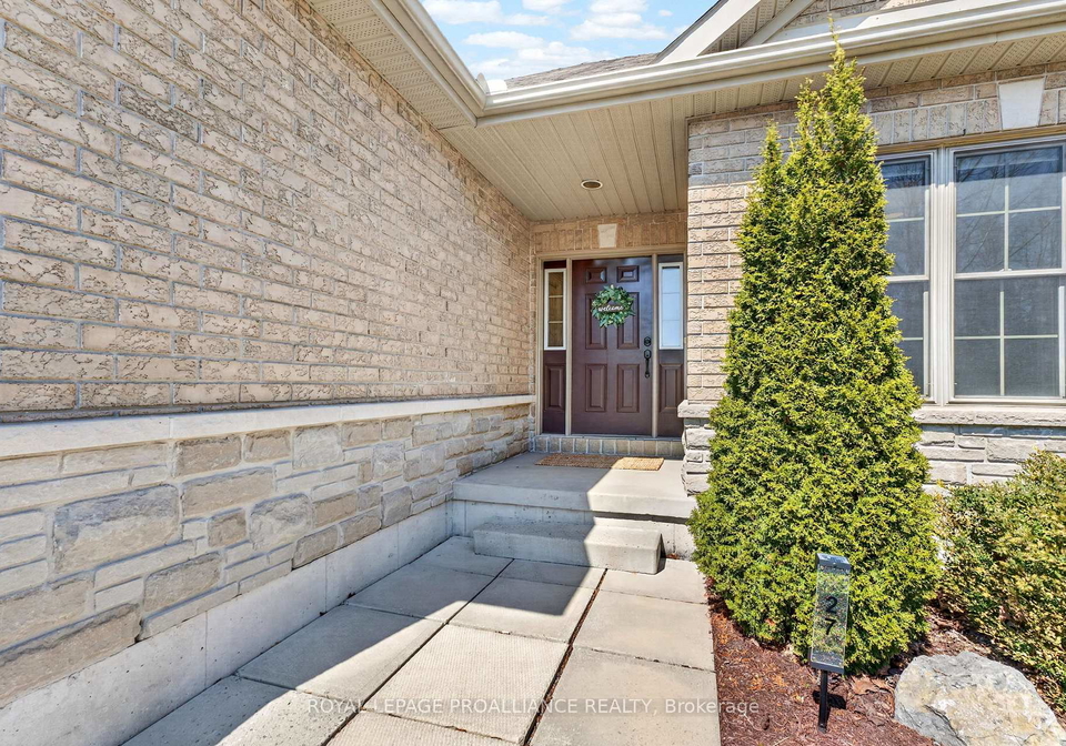 27-gavey-street-belleville-ontario-x12983068