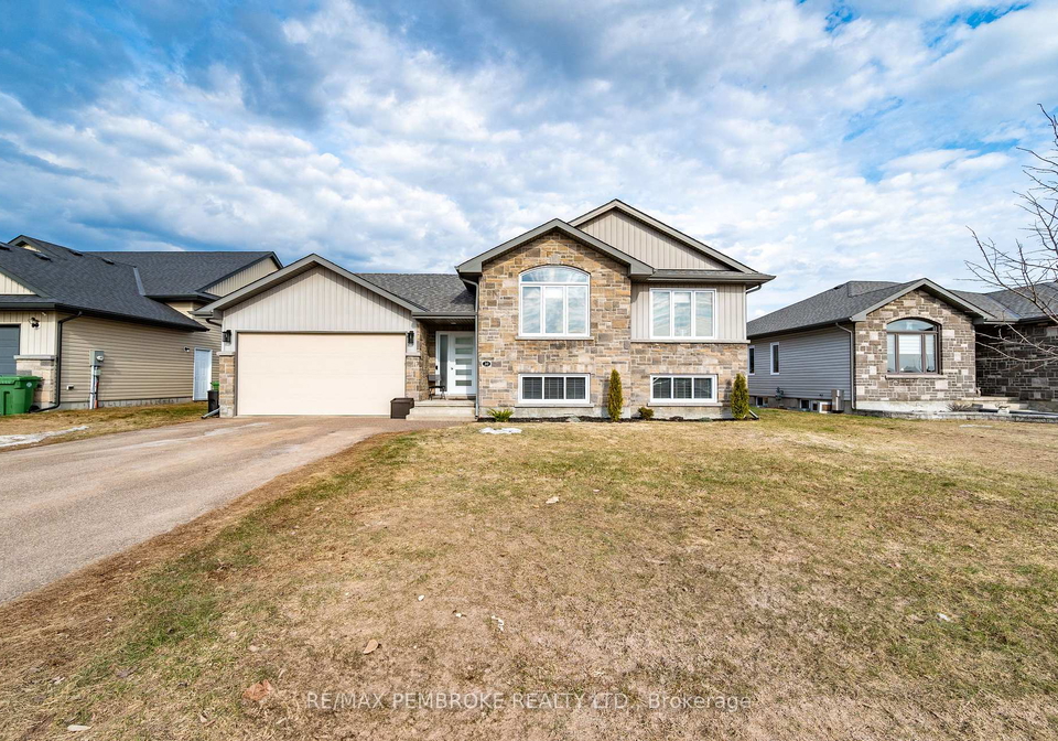 20-liam-street-petawawa-ontario-x12983096