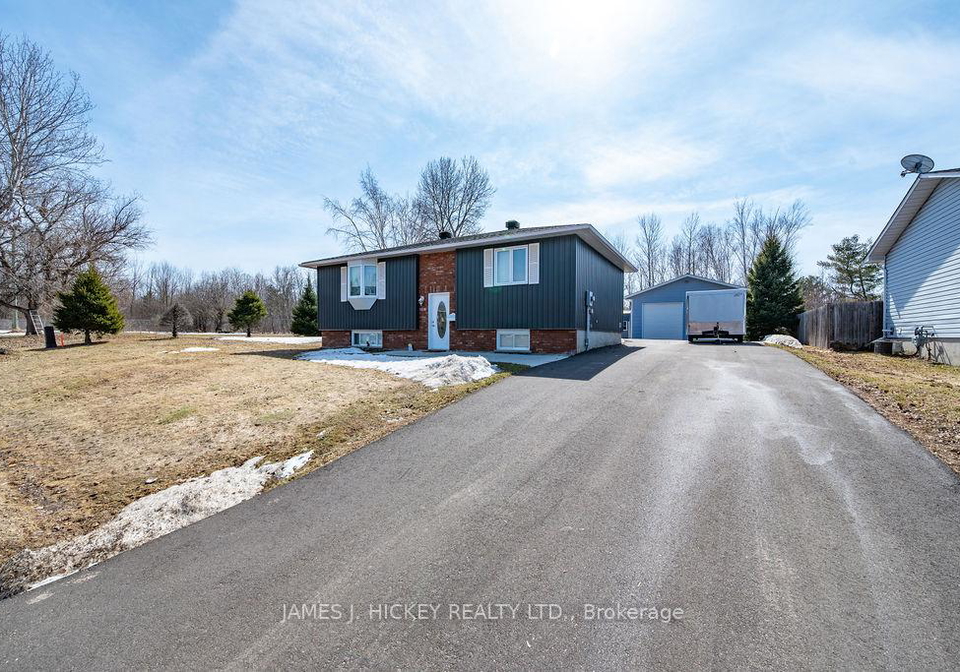 1108-boundary-road-pembroke-ontario-x12983232
