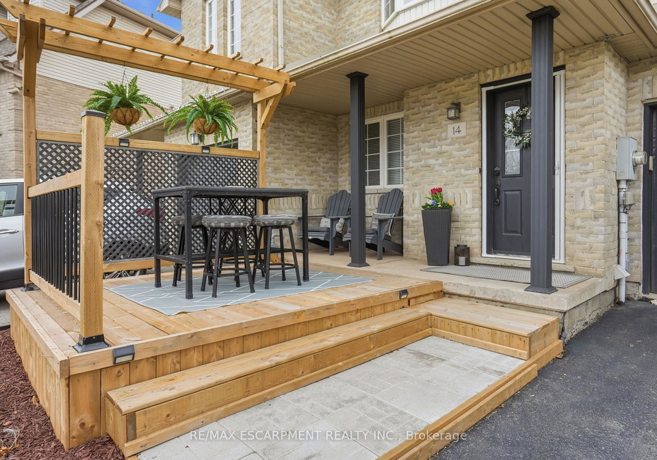 14-kenyon-crescent-grimsby-ontario-x12983260