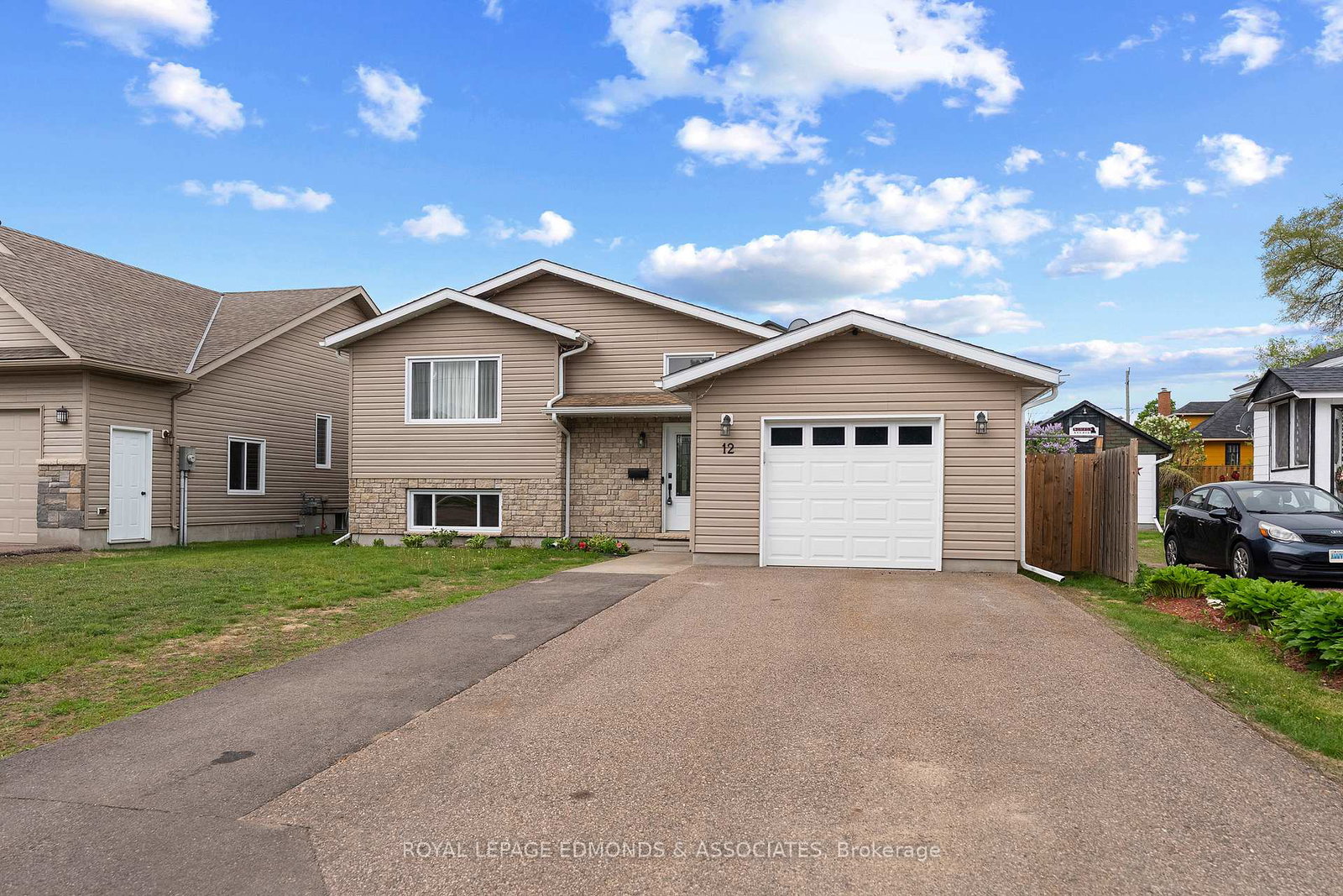 12-wilbert-street-petawawa-ontario-x12983438