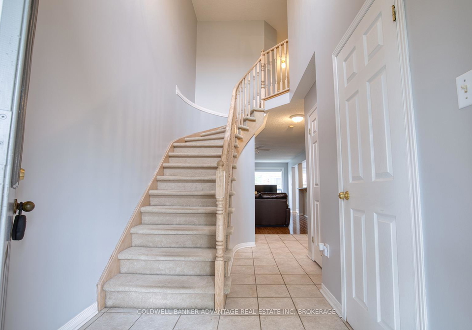 800-paramount-drive-hamilton-ontario-x12983558
