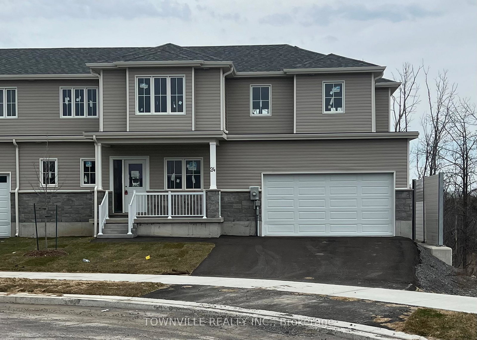 24-glacier-crescent-belleville-ontario-x12983608