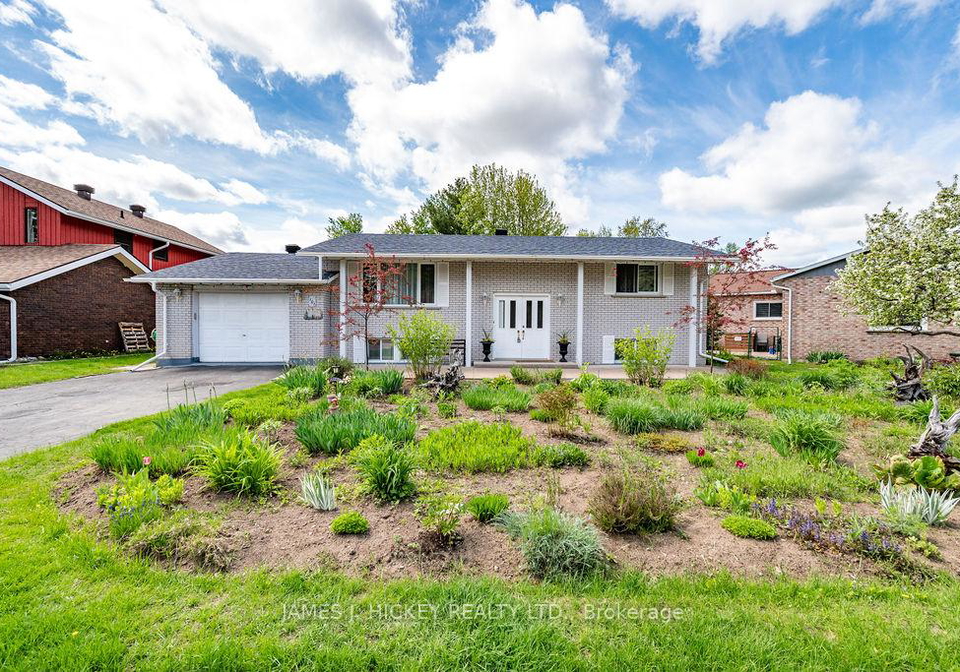 101-frontenac-crescent-deep-river-ontario-x12983754