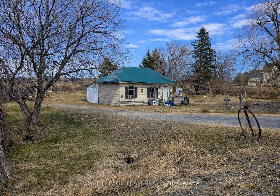 2191-county-road-1-north-dundas-ontario-x12983770