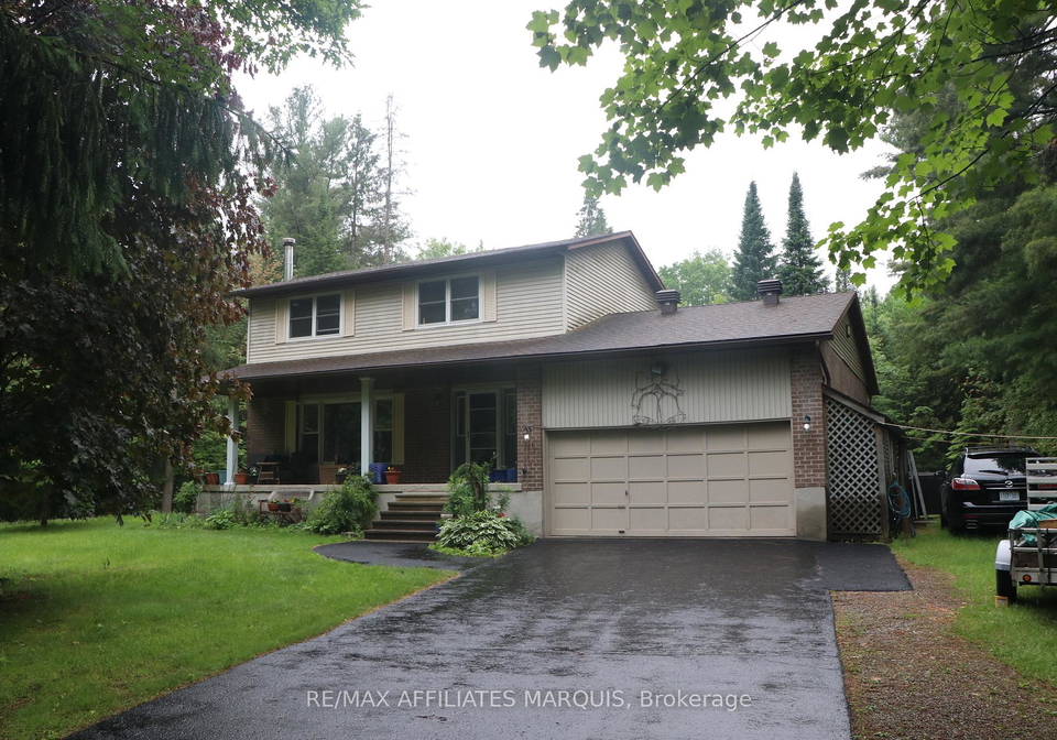 141-bracken-avenue-drummondnorth-elmsley-ontario-x12983796