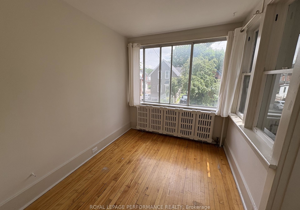 721-cooper-street-ottawa-ontario-x12983858