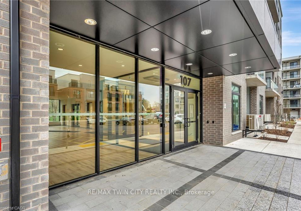 107-roger-street-waterloo-ontario-x12983876
