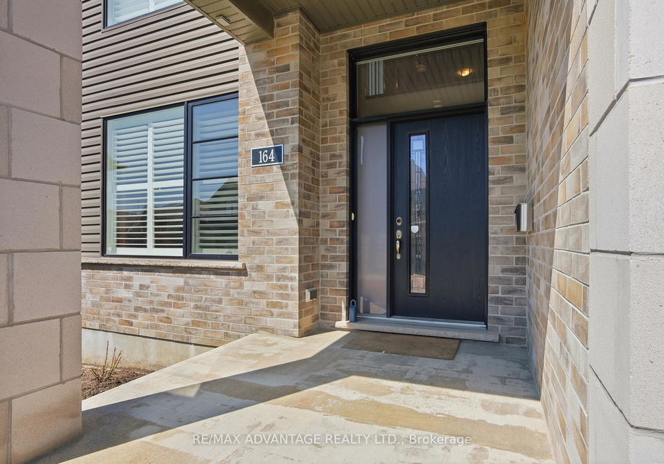 1061-eagletrace-drive-london-north-ontario-x12983938