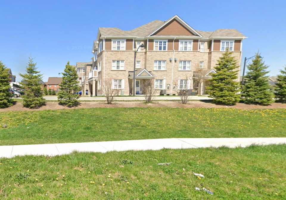 22-spring-creek-drive-hamilton-ontario-x12983950
