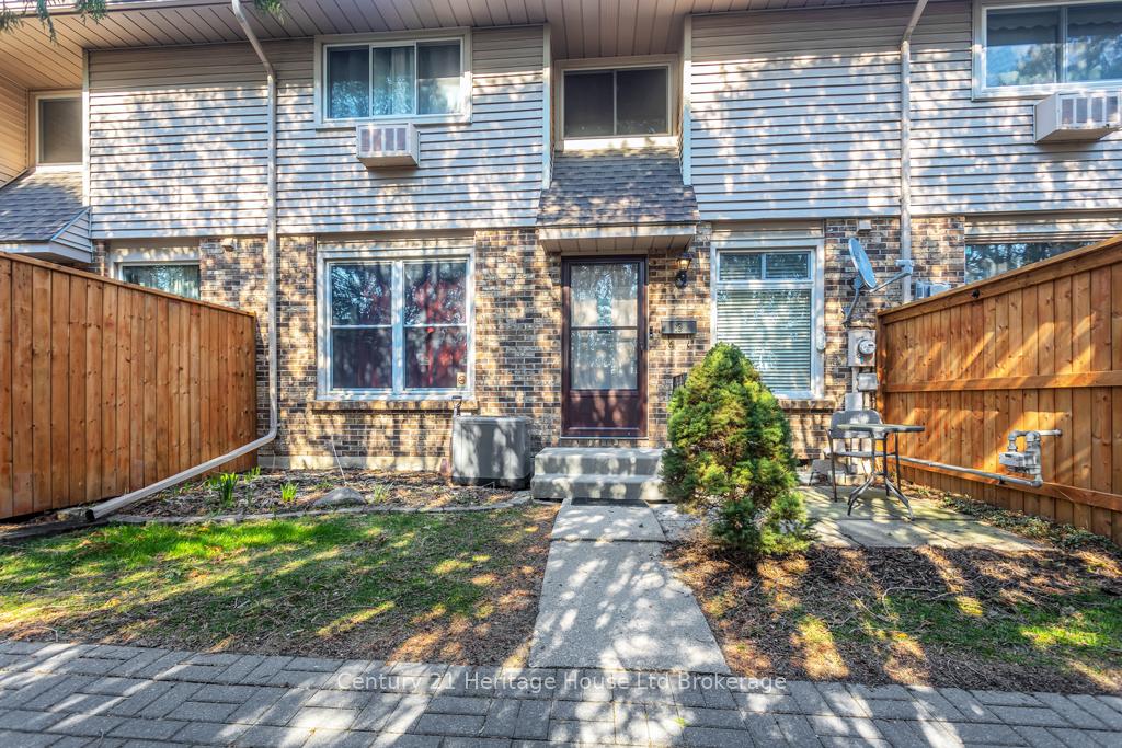 1-lamers-court-tillsonburg-ontario-x12984028