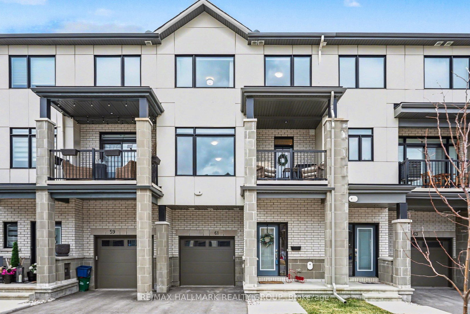 61-arinto-place-kanata-ontario-x12984034