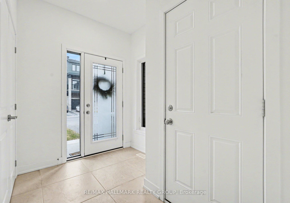61-arinto-place-kanata-ontario-x12984034